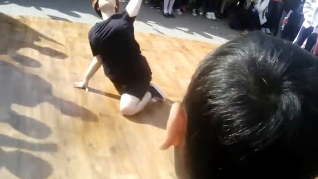 Брек данц