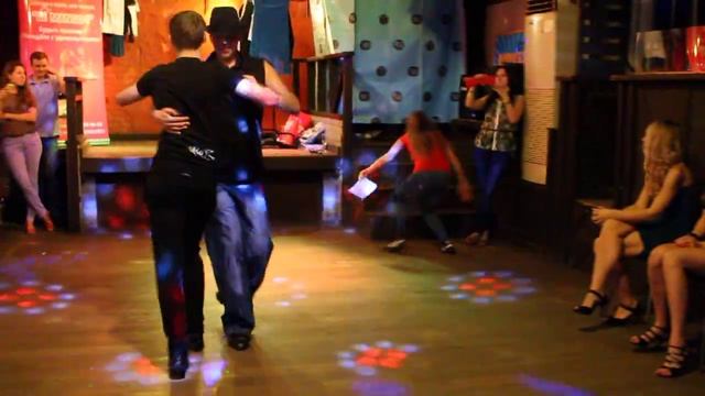 Dance Fashion Connection. Илья Махимов + Михаил Сиваков: дерзкая семба смотреть онлайн