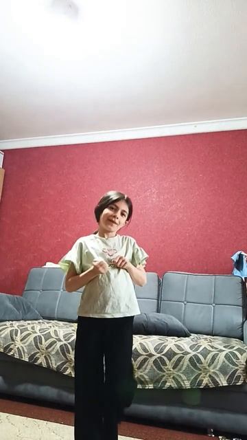 ну вот, сказали, что с ними не знаю, вот они, но вот есть. смотреть онлайн