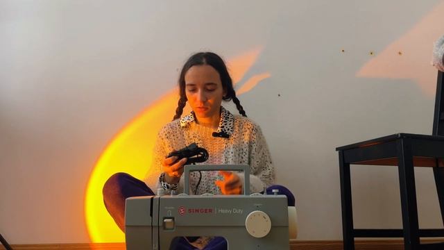 Разговорная распаковка швейной машинки Singer