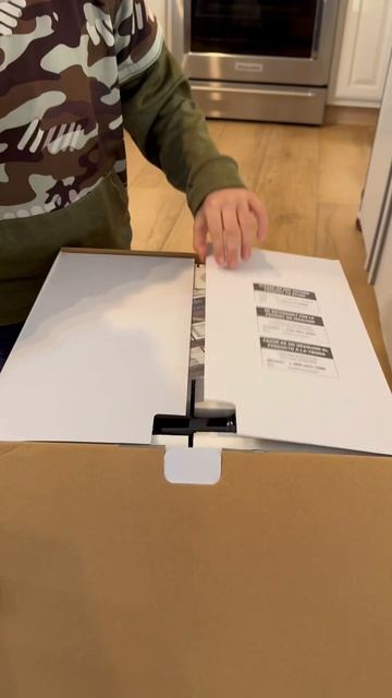 Купили кофе машину в магазине Bestbuy в Америке🇺🇸 #амер? смотреть онлайн