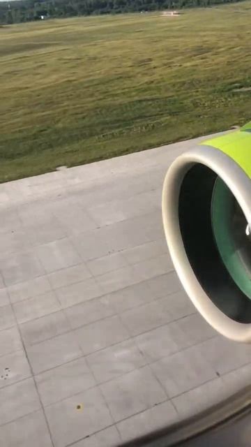 Посадка Airbus A320 S7 #s7 #посадкасамолета #pilot #пилот #самоле? смотреть онлайн