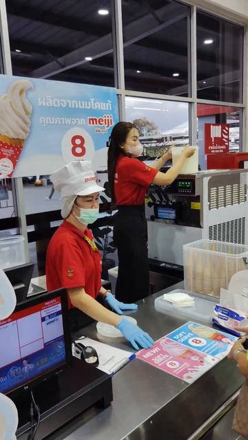 Пробовали такое? #мороженое#паттайя#супермаркет#makropatta смотреть онлайн