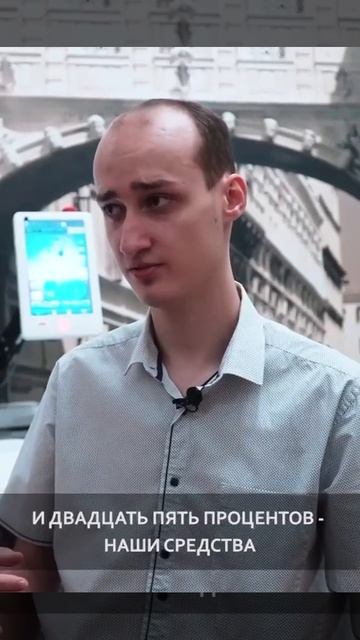 Владимир Бачурин открыл студию машинной вышивки и уже