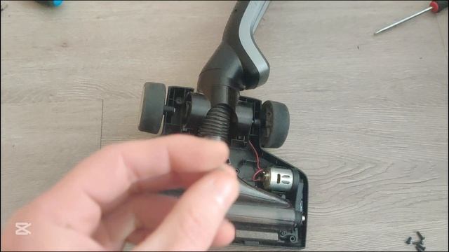 Ремонт колес пылесоса Philips PowerPro Duo смотреть онлайн