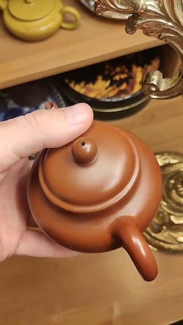 Удивительный исинский треножник на ножках шарах.Чжу Н смотреть онлайн