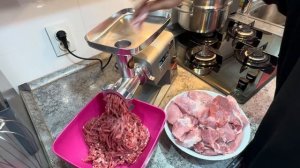 Обзор мясорубки RED SOLUTION RMG-M1250-8 | Распаковка | Готовим фа