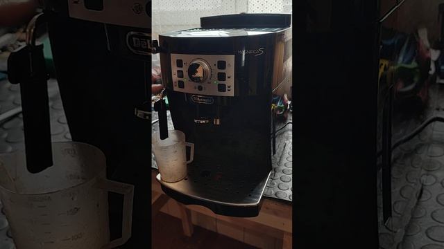 Первое включение кофемашины Delonghi