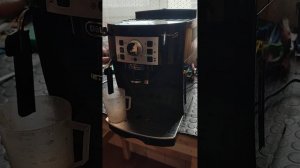 Первое включение кофемашины Delonghi