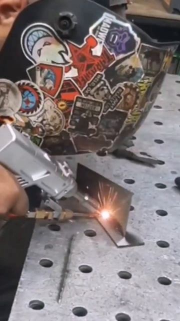 процесс сварки нержавеющей стали лазером смотреть онлайн