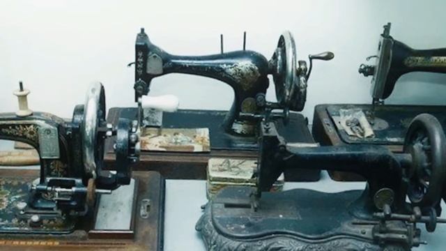 ЧОМУ АНТИКВАРИ СКУПОВУВАЛИ МАШИНКИ ЗІНГЕР? SINGER