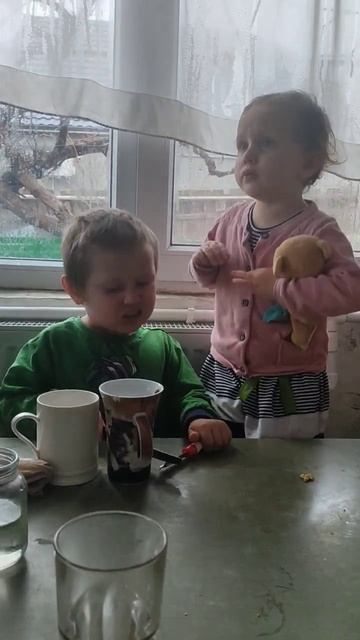 😘Ближе брата и сестры никого нет#любовь#дети#love #жизн? смотреть онлайн