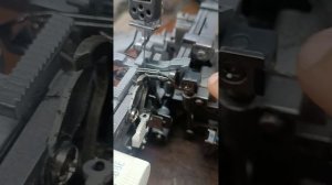 Как правильно смазывать оверлок бразер, браузер, brother