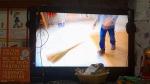 удаленная серия луномосика дети купили робота пылесо?