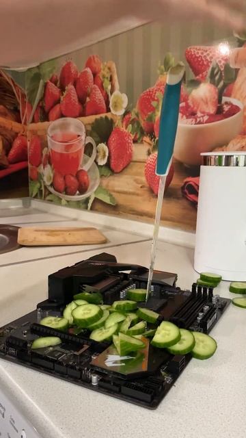 Это лучшая Игровая Овощерезка ! смотреть онлайн