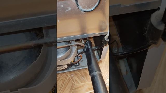 Как быстро разморозить #холодильник #совет #кухня #рем? смотреть онлайн
