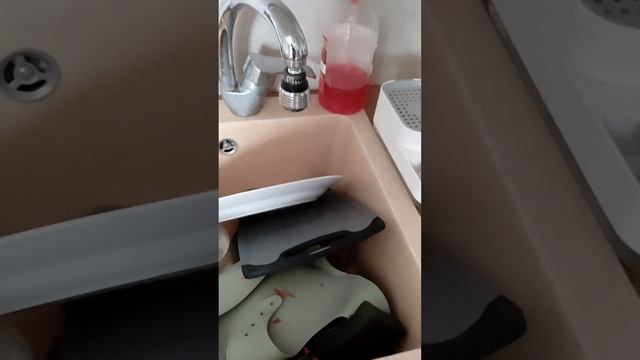 Нужна ли посудомойная машина на кухне? смотреть онлайн