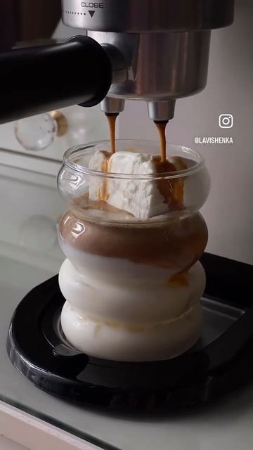 #coffee #icecream #barista #кофе #эстетика #aesthetics #aesthetic #aestheticvideo #food смотреть онлайн