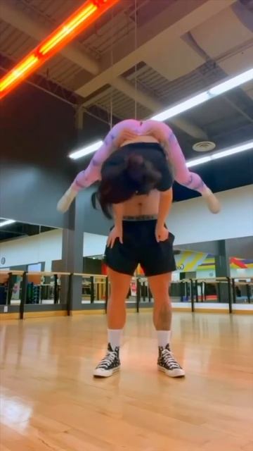 Самое эффективное упражнение 💪🏽 #shorts смотреть онлайн