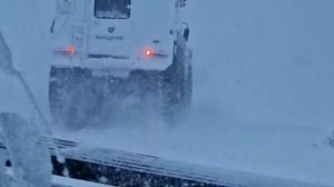 Преодоление снегоболотоходом ХИЩНИК снежного покрова в тундре в условиях пурги