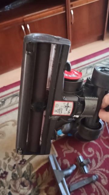 Dyson DS23 турбо щетка смотреть онлайн