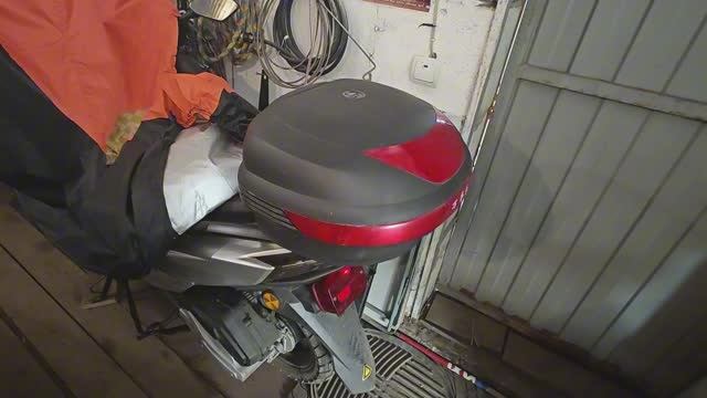 Скутер ГЭЛАКСИ.. Дополнительный багажник на Кофр..СВОИМИ Руками..ЧАСТЬ ПЕРВАЯ..