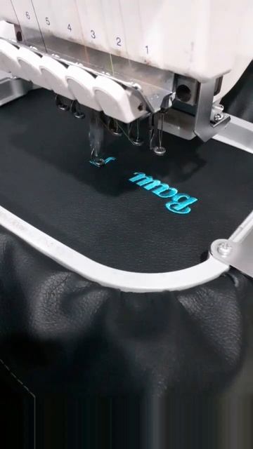 Пошив чехла для кулера с вышивкой логотипа.