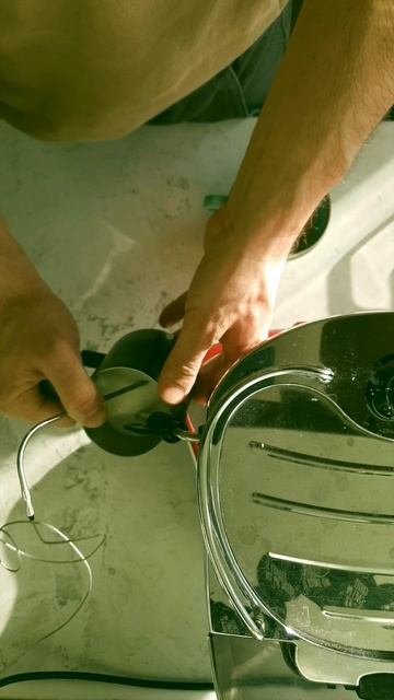 delonghi eco 310. Cappuccino, latte art at home! Капучино, латте-арт #coffee #latte смотреть онлайн