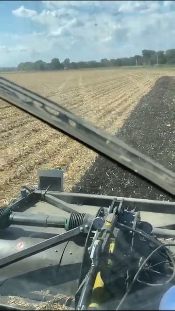 Роторный плуг IMANTS в работе(вид с трактора) смотреть онлайн