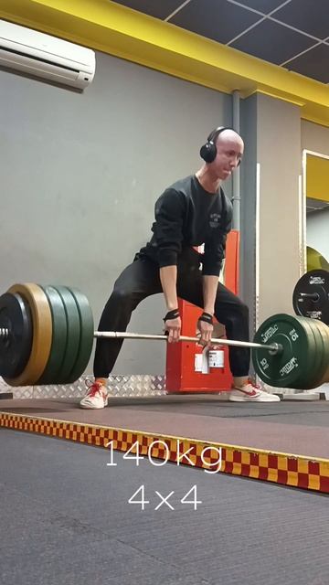 рабочий вес #motivation #спорт #юмор #sports #edit #aesthetic #мем #power #п смотреть онлайн