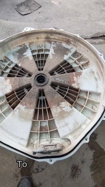 Загляните под свою манжету и фильтр. #техника #стираль? смотреть онлайн