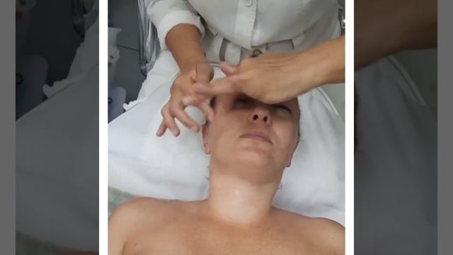 Массаж лица. Убираем мелкие морщины.Подтягиваем овал ? смотреть онлайн