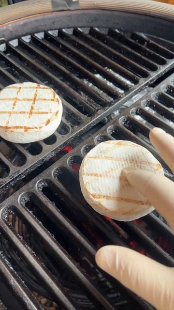 KAMADO Joe classic 3. Десерт с запеченным сыром смотреть онлайн