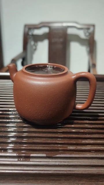 Потеющий чайник это не миф?! Удивительная глина Исина