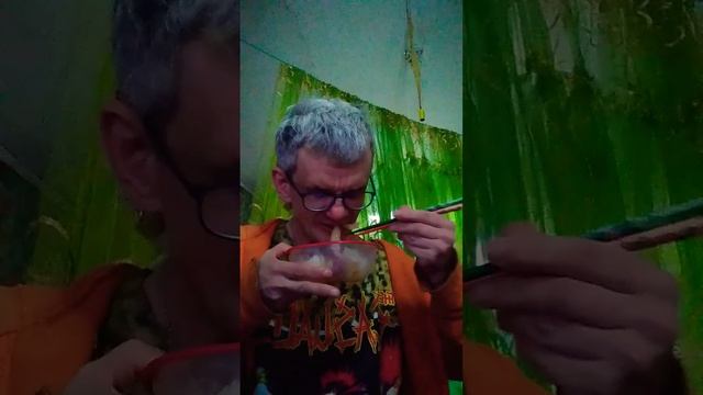 лук в микроволновке с редиской и с соусами облепиха и ? смотреть онлайн