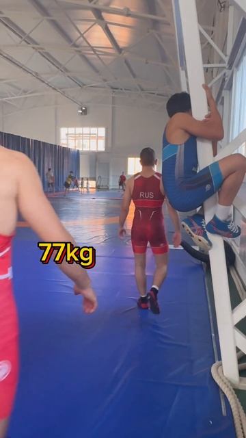 В борьбе вес имеет значение 🤼♂️ смотреть онлайн