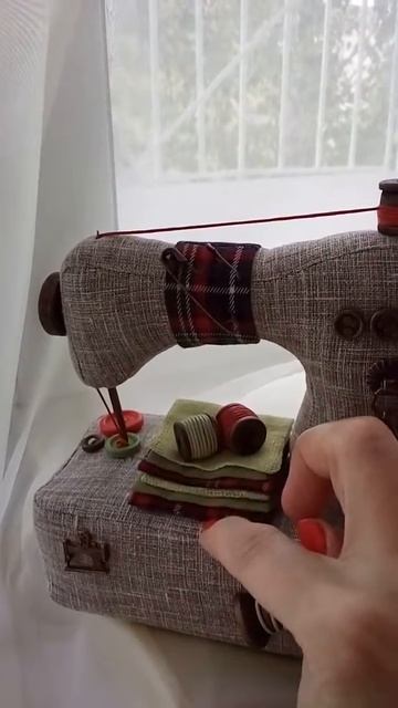 Игольница-Швейная машинка.