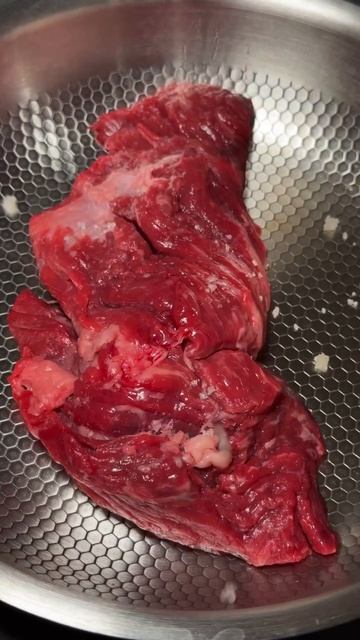 Лапша на костном бульоне и стейк из духовки #асмр #асмр смотреть онлайн