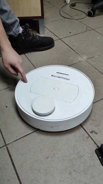 #shorts #shortvideo #роботпылесос #робот #прибирання #чистота #ч смотреть онлайн