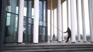 Мойка окон мытьё фасадов на высоте недорого. Как это? К