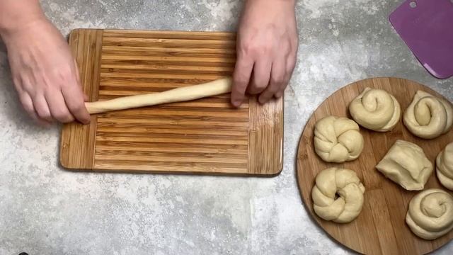 КАК ЛЕПИТЬ БУЛОЧКИ? Домашние, красивые, дрожжевые, в ду смотреть онлайн