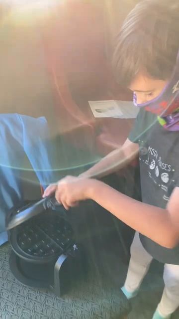 Вафельница в США как работает (2 часть)#какработает #unbox смотреть онлайн