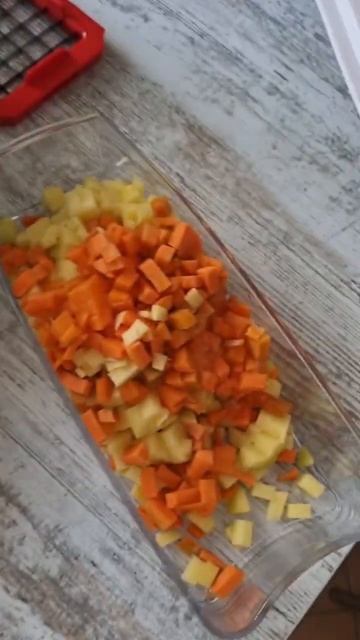 Овощерезка пресс-компакт от Tupperware смотреть онлайн