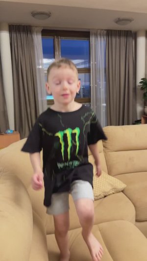 Яр открывает двери без ключа 👏🏿😁