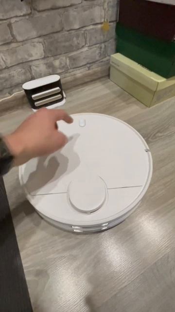 Купил Робот пылесос, а он матерится смотреть онлайн