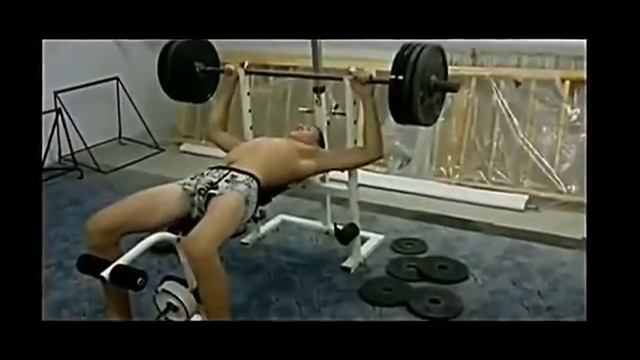 Приколы в спортивном зале смотреть онлайн