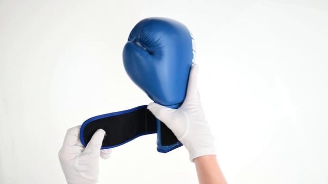 Перчатки боксёрские кожаные Boybo. Одобреные Федерацие смотреть онлайн