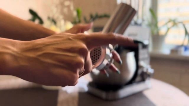 Обзор на планетарный миксер 3 в 1 Kitfort KT-3471 смотреть онлайн