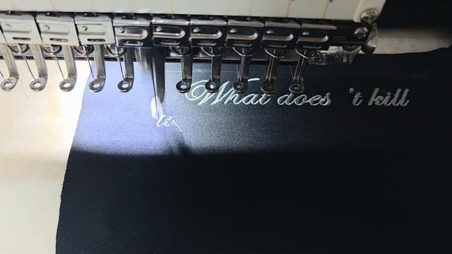 Компьютерная вышивка в Корее по индивидуальному зака?