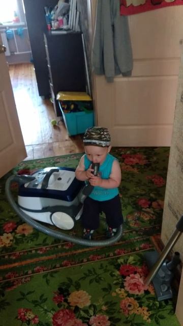 Игрушка пылесос. Смешное видео смотреть онлайн